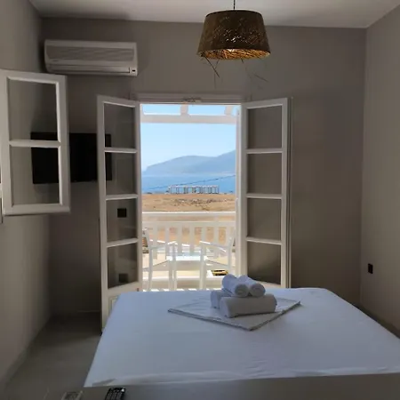 Paradise (adults Only) 3*